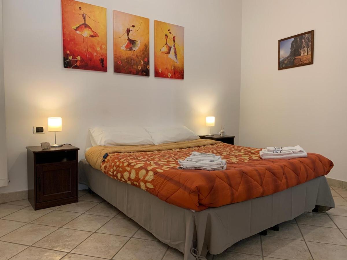 Delizioso Appartamento In Zona Centrale Formia Exterior photo